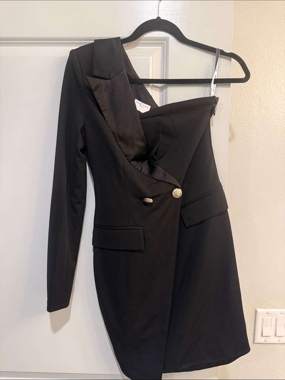 Asymmetric Black One-Shoulder Blazer Dress